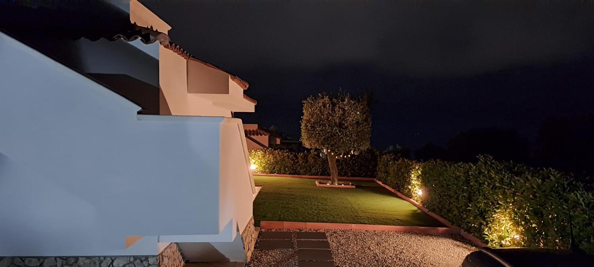 Villa Nove - Residence Dei Fiori Дзамброне Екстериор снимка