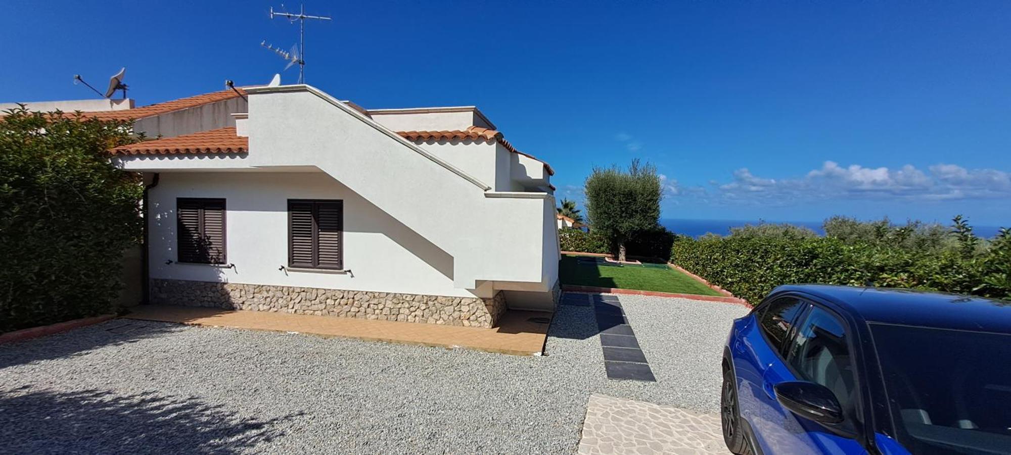 Villa Nove - Residence Dei Fiori Дзамброне Екстериор снимка